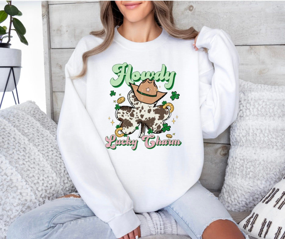 Howdy Lucky Charm-tee/sweatshirt